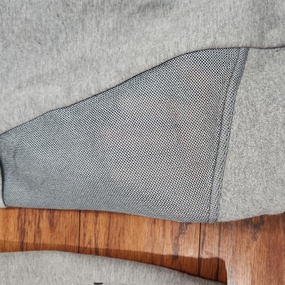 Nike Women's Tech Fleece Crewneck Mesh Sweatshirt - Picture 3 of 6